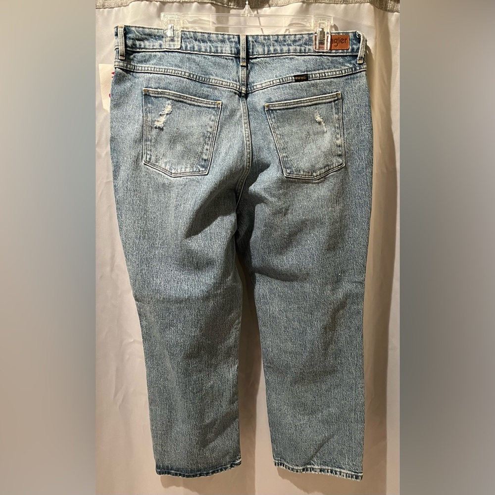 Wrangler High Rise Rodeo Straight Crop Jeans - Picture 6 of 8